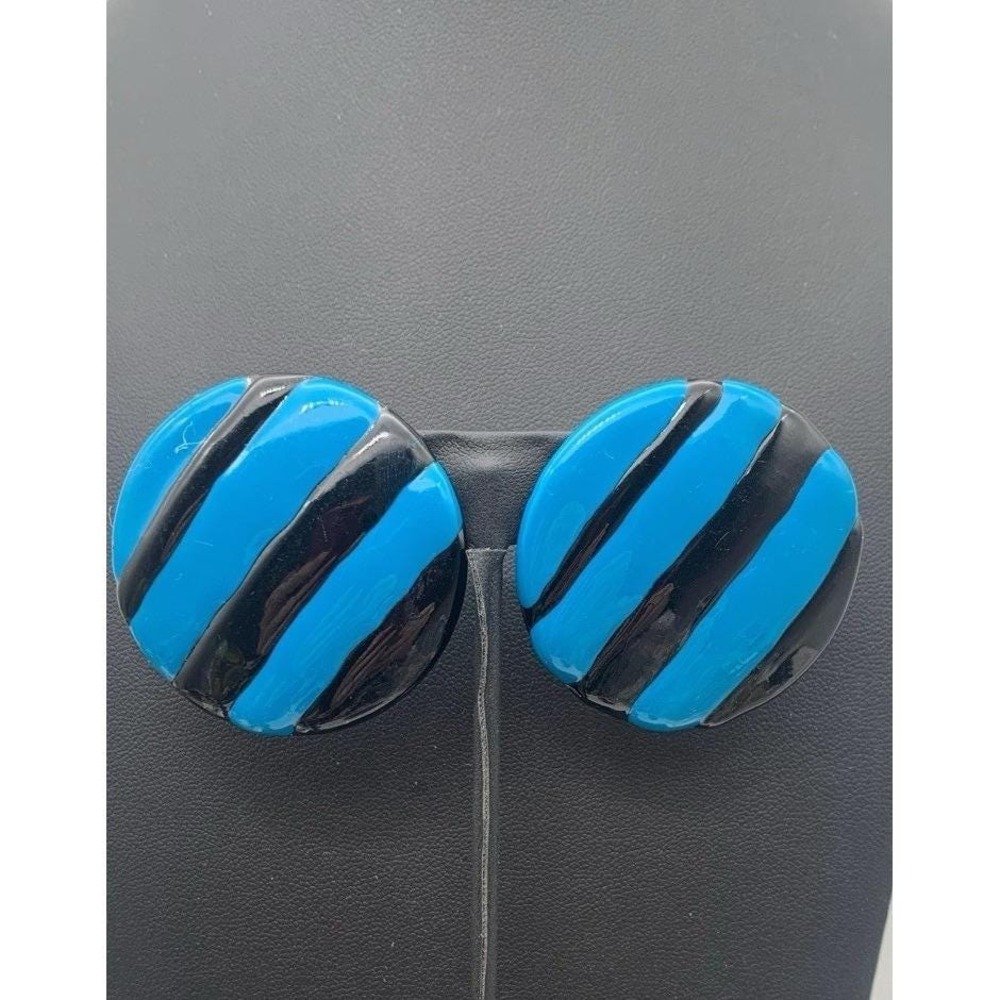 Vintage Large Bold Round Metal‎ W Black And Blue Enamel Clip On Earrings
